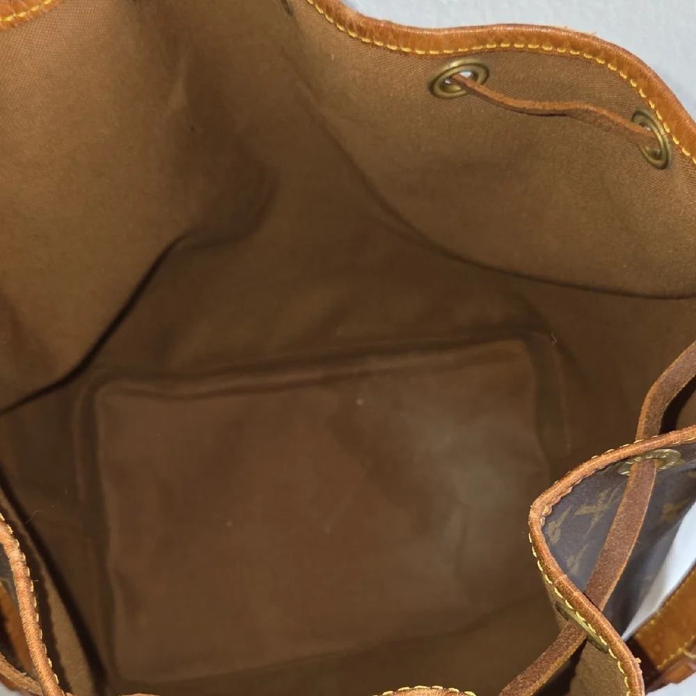 Louis Vuitton Noe Brown Monogram Bucket Bag with Tan Trim - Picture 11 of 11